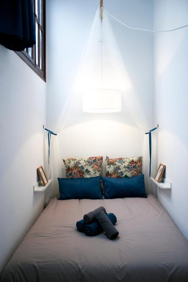 Behouse Plaza Del Salvador Apartment Sevilla Bagian luar foto